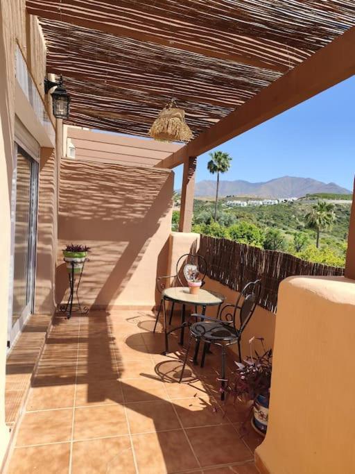 Penthouse Paradiso: 2Br Oasis In Casares Del Sol Exterior foto